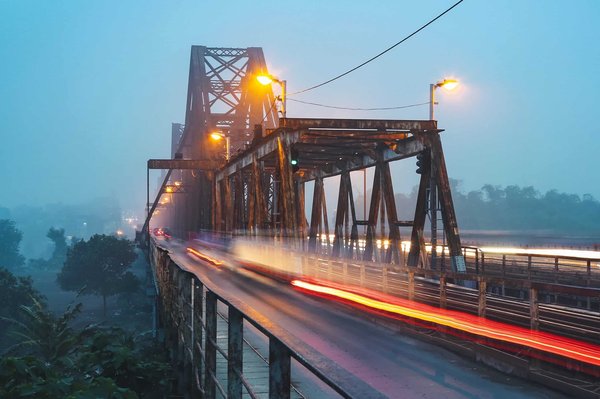 In che modo la progettazione di aree verdi urbane può contribuire alla salute pubblica e al benessere sociale?