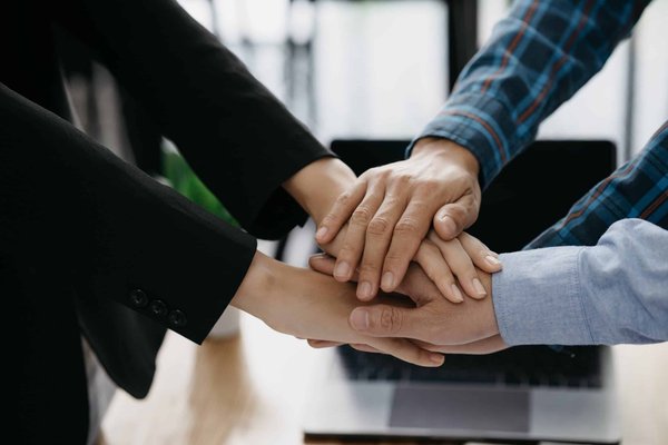 Come utilizzare esercizi di coordinazione per migliorare il timing nel salto in lungo?